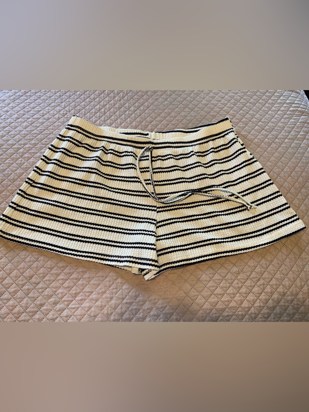 SHEIN Cream & Black Striped Knit Drawstring Shorts